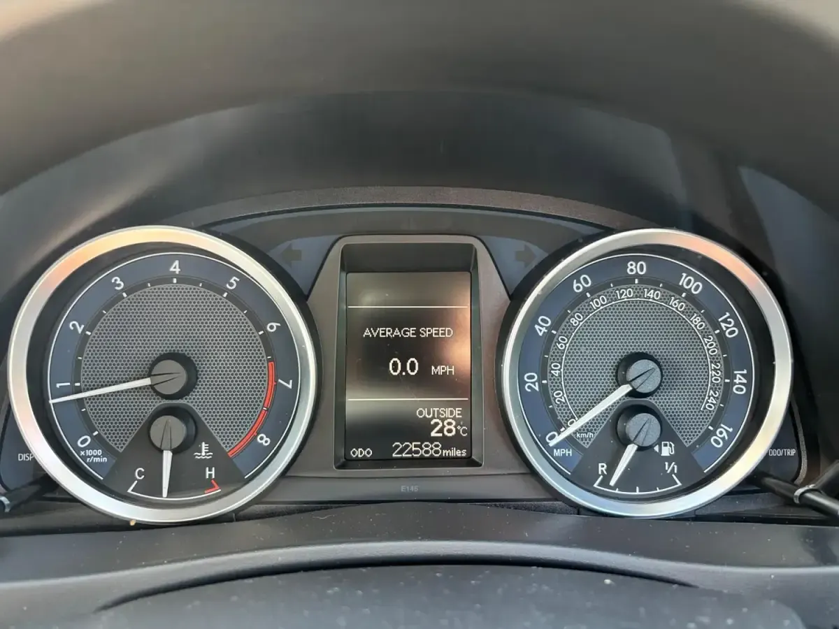 Used Toyota Auris 132 HP (97 kW) 2013 Bronze Hatchback