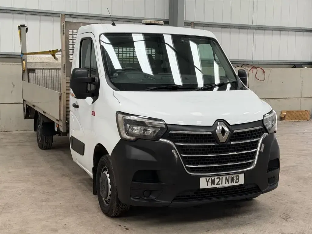 Used Renault Master 2021 White MPV