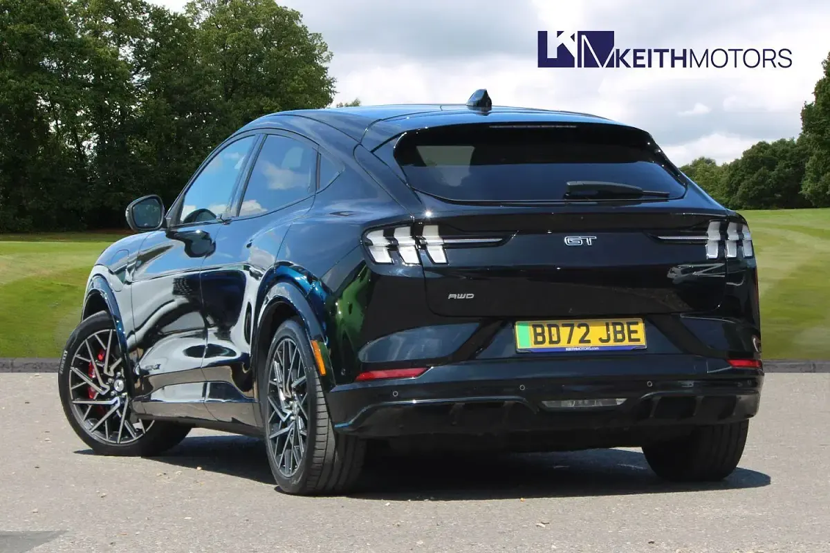 Used Ford Mustang GT 358 kW (487 HP) 2022 Black Hatchback