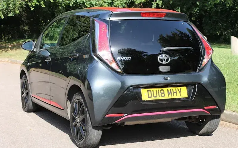 Used Toyota Aygo x-press 69 HP (50 kW) 2018 Grey Hatchback