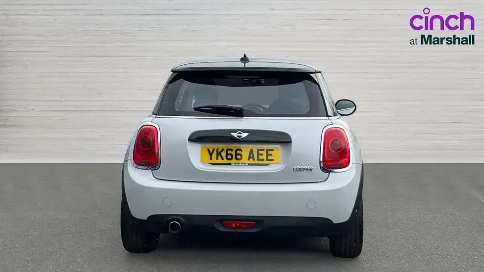 Used Mini Cooper 136 HP (100 kW) 2016 Silver Hatchback
