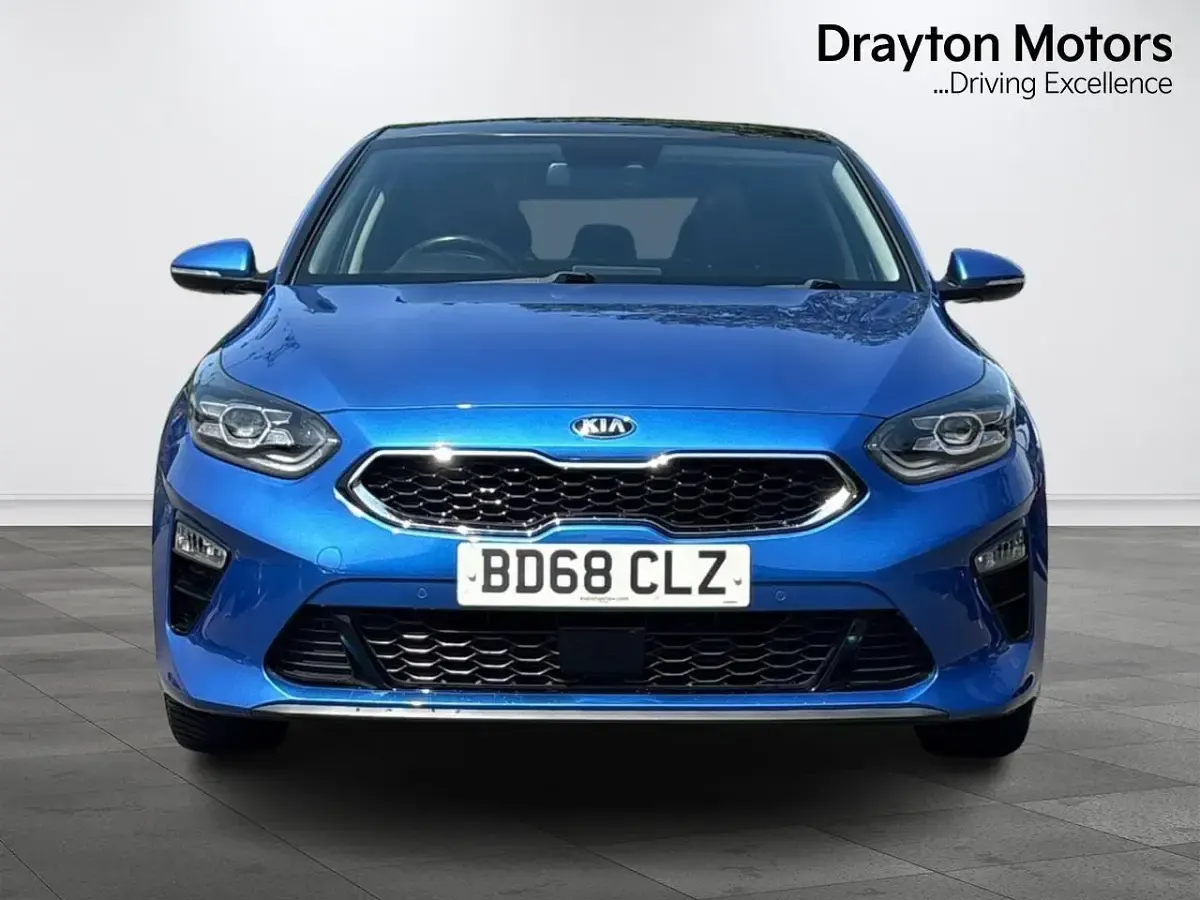 Used Kia Ceed First Edition 140 HP (102 kW) 2018 Blue Hatchback