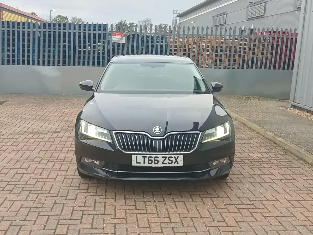 Used Skoda Superb SE L Executive 280 HP (205 kW) 2016 Black Hatchback