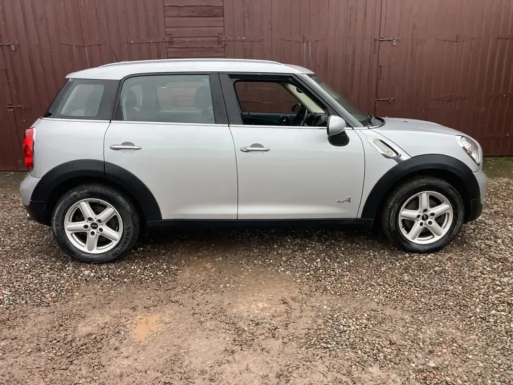 Usado Mini Cooper 122 HP (89 kW) 2013 Prateado Citadino