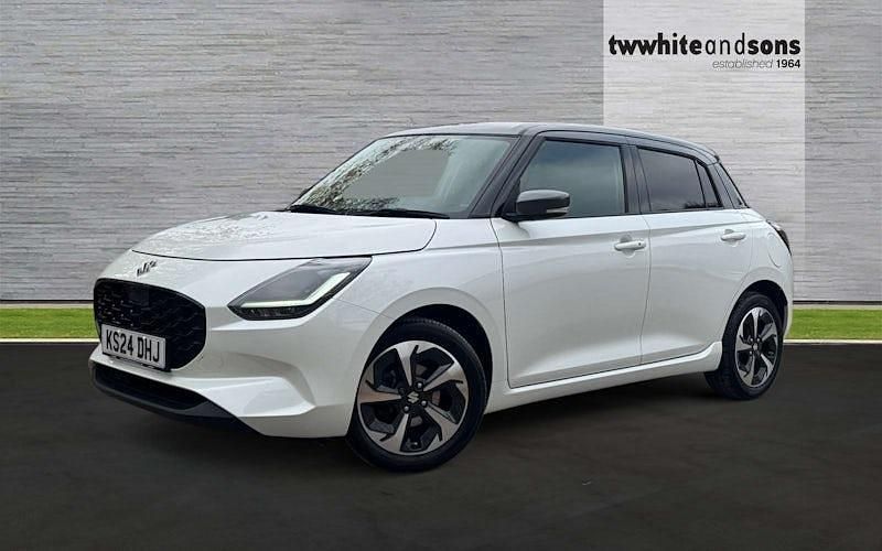 White Used 2024 Suzuki Swift Hatchback | £17,950 (A bit pricey) - Image 1/4