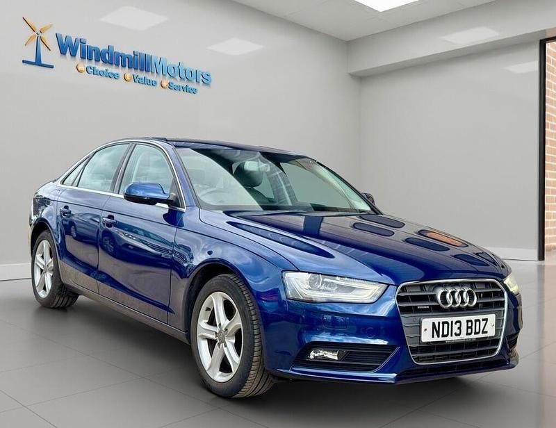 Used Audi A4 Advanced 245 HP (180 kW) 2013 Blue Sedan