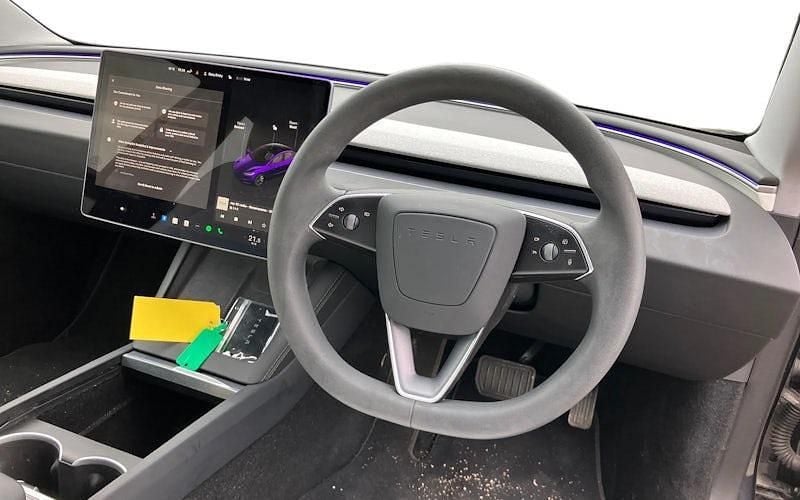 Used Tesla Model 3 RWD 180 kW (245 HP) 2025 Sedan