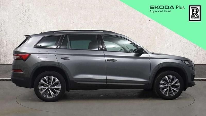 Used Skoda Kodiaq SE Drive 150 HP (110 kW) 2023 Grey SUV