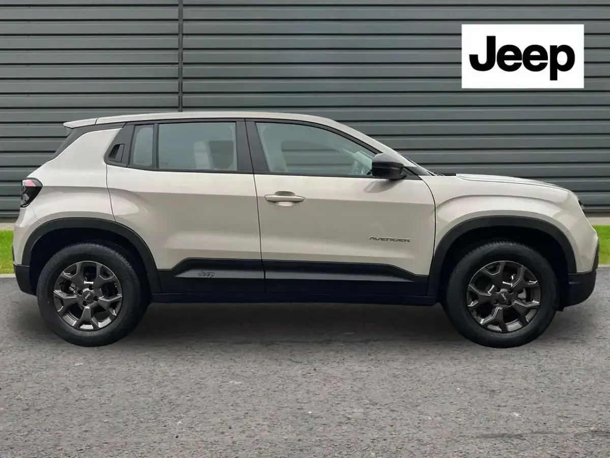 New Jeep Avenger Longitude 100 HP (73 kW) 2025 Brown SUV