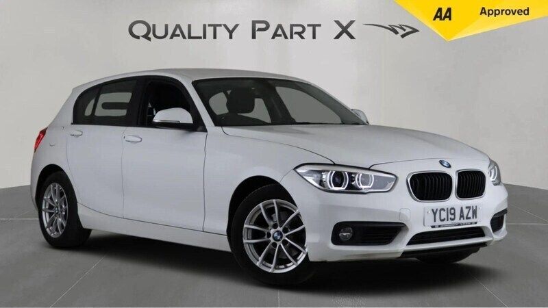 White Used 2019 BMW 118 Comfort Edition Hatchback | £13,375 (Super price) - Image 1/4