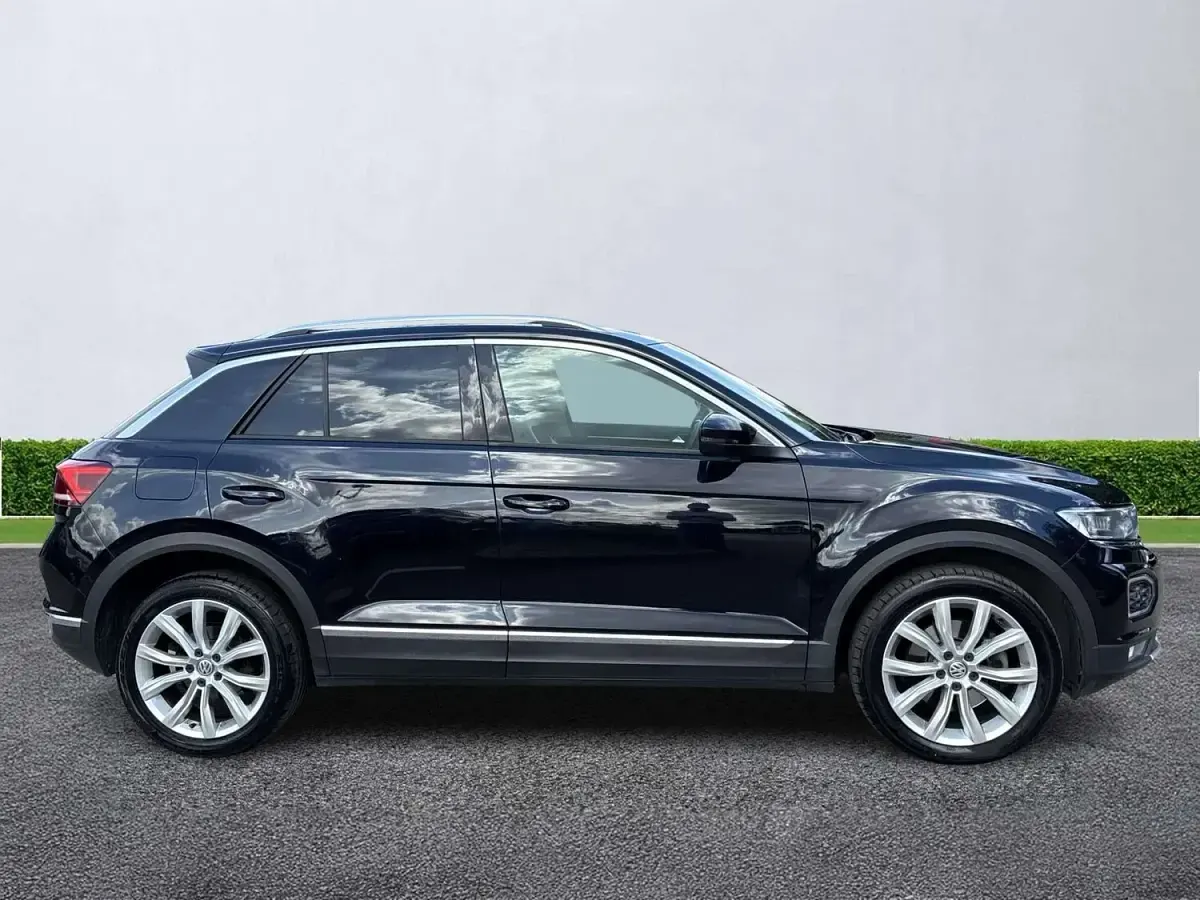 Used VW T-Roc SEL 190 HP (139 kW) 2018 Black SUV