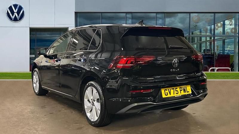 New VW Golf VIII Match 150 HP (110 kW) 2025 Grenadilla black metallic Hatchback