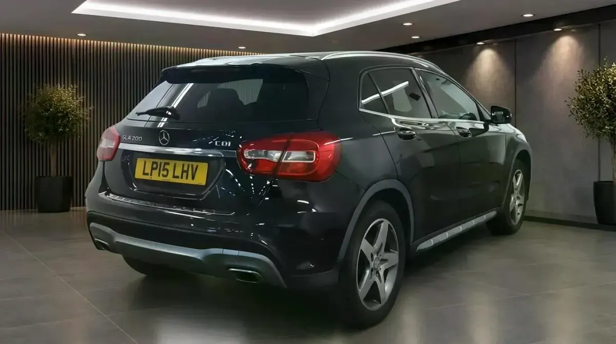 Used Mercedes GLA200 AMG line 136 HP (100 kW) 2015 Black SUV
