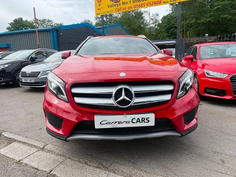 Used Mercedes GLA200 Premium 2017 Red SUV