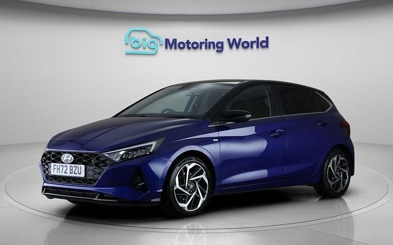 Used Hyundai i20 Ultimate 101 HP (74 kW) 2023 Blue Hatchback