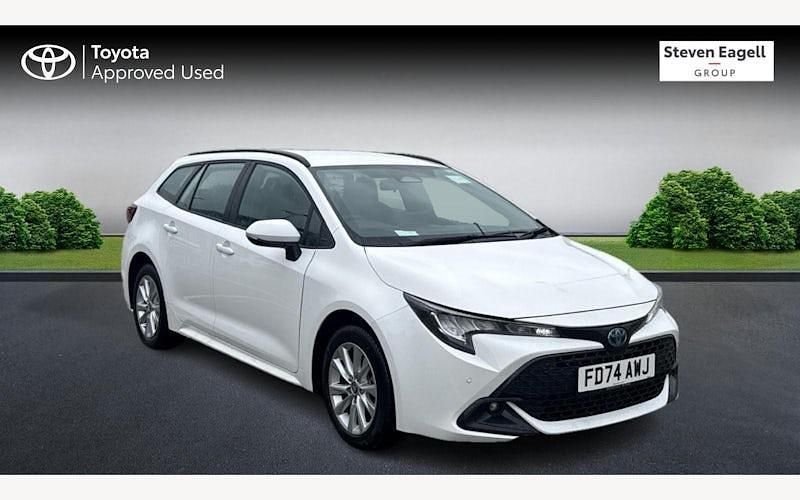 Used 2025 Toyota Corolla Estate | £25,243 - Image 1/4