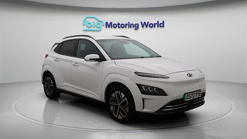 Second-hand Hyundai Kona Premium 10 kW (14 CP) 2022 SUV