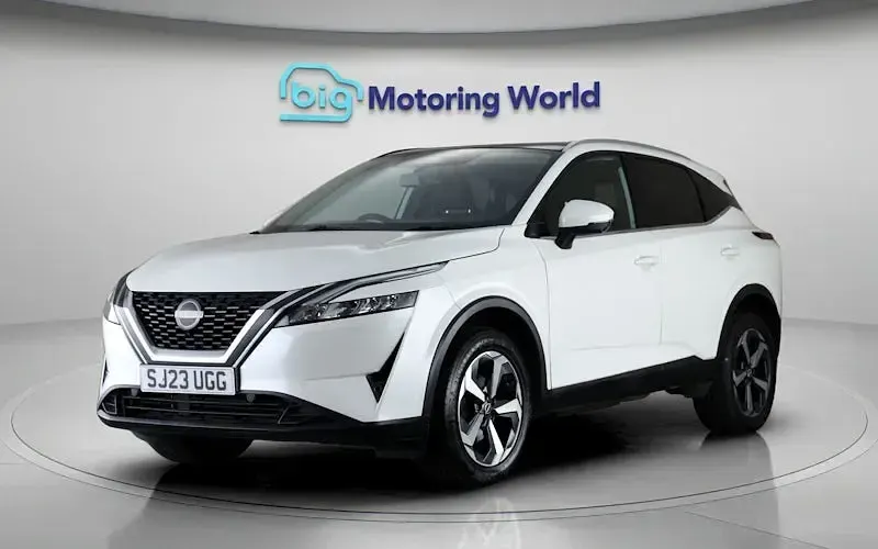 Used Nissan Qashqai N-Connecta 140 HP (102 kW) 2023 White SUV