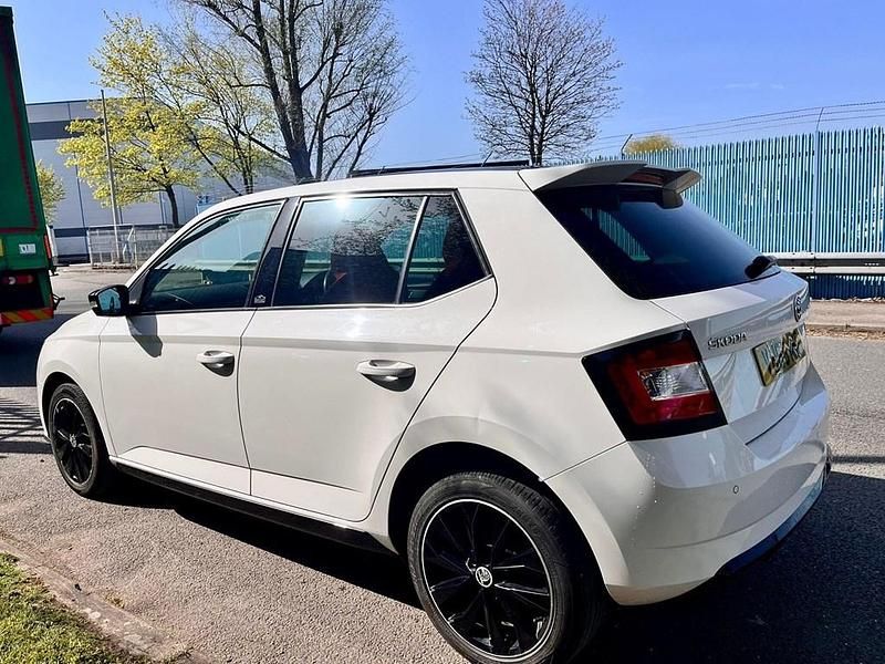 Used Skoda Fabia Monte Carlo 90 HP (66 kW) 2016 White Hatchback