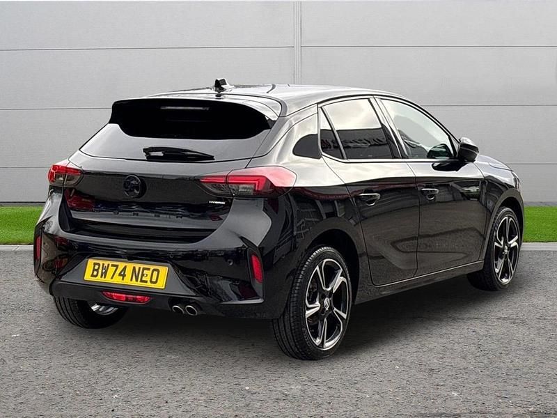 Second-hand Vauxhall Corsa Ultimate 134 CP (98 kW) 2025 Negru Hatchback