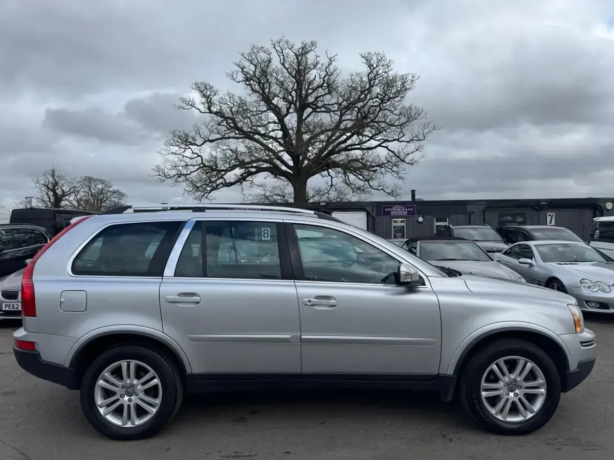 Usado Volvo XC90 SE 200 HP (147 kW) 2011 Prateado SUV