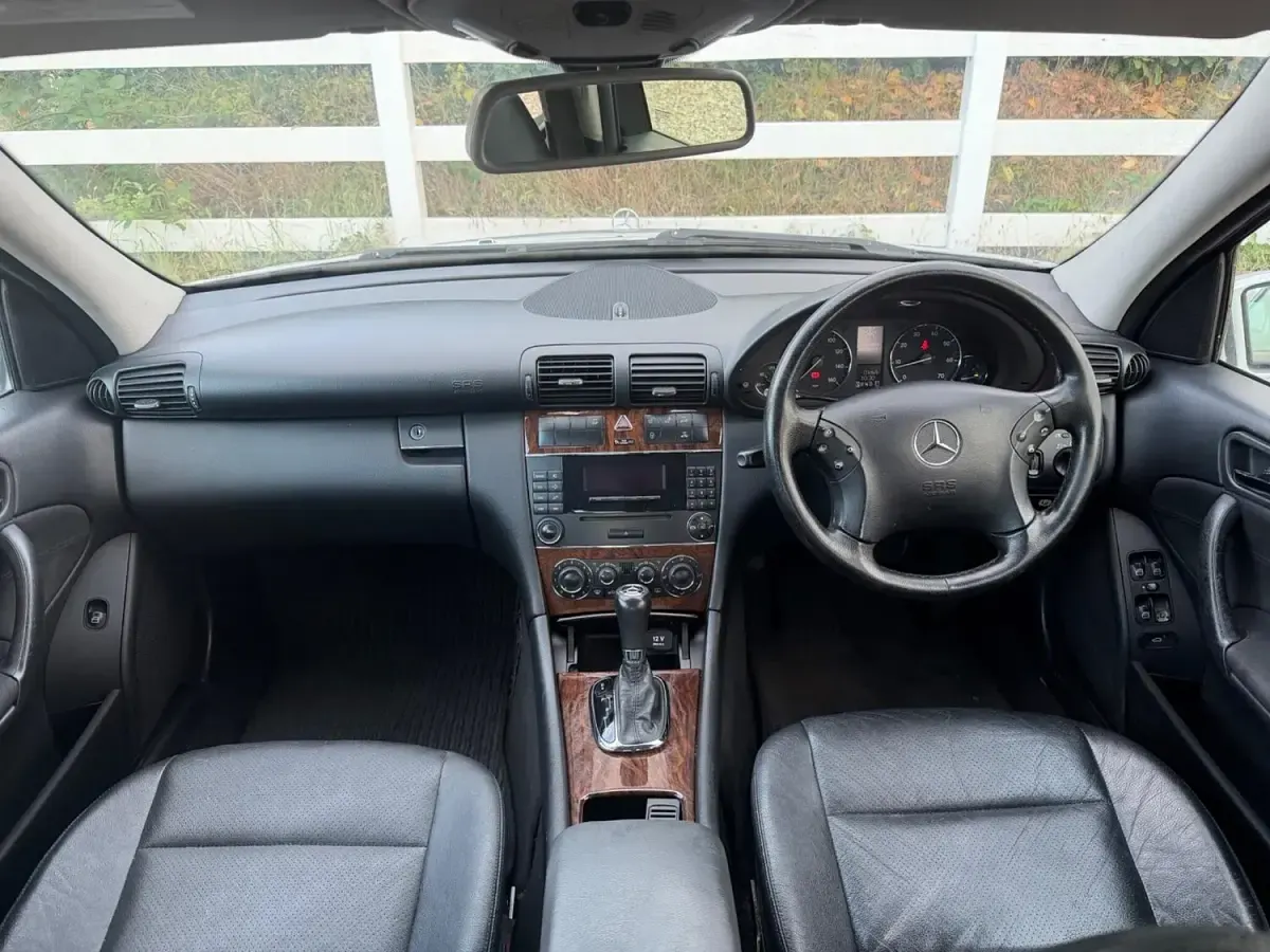 Used Mercedes C180 Classic 143 HP (105 kW) 2007 Silver Sedan