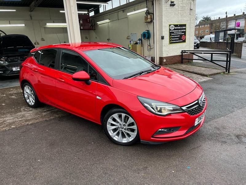 Used Vauxhall Astra Design Edition 2019 Red Hatchback