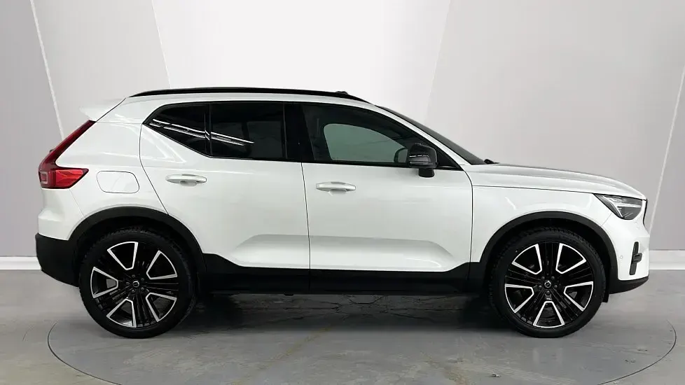 Used Volvo XC40 Ultra 2025 White SUV