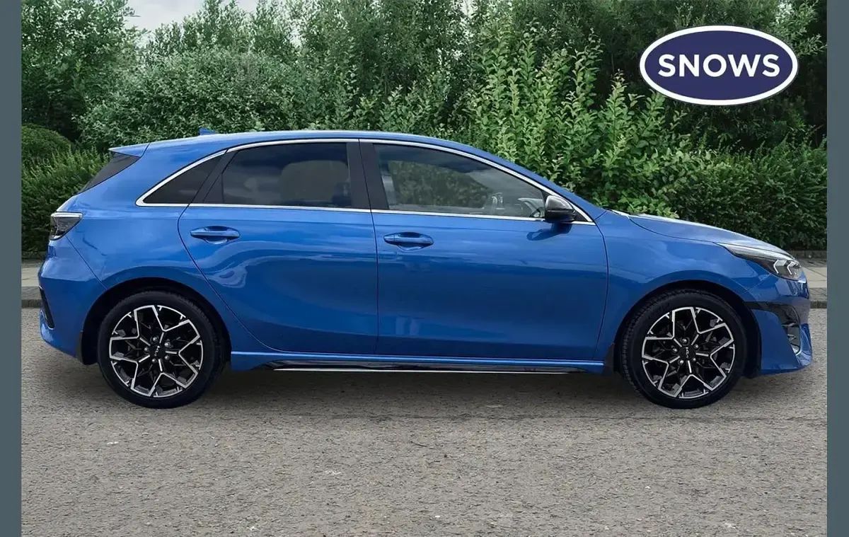 Used Kia Ceed GT-Line 140 HP (102 kW) 2024 Blue Hatchback