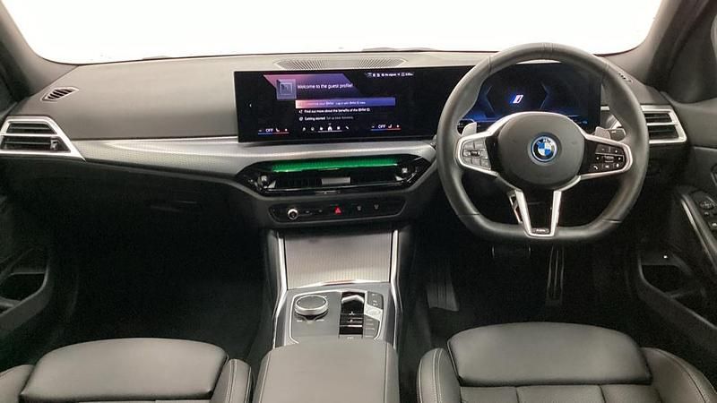 Used BMW 330e M Sport 288 HP (211 kW) 2025 Blue