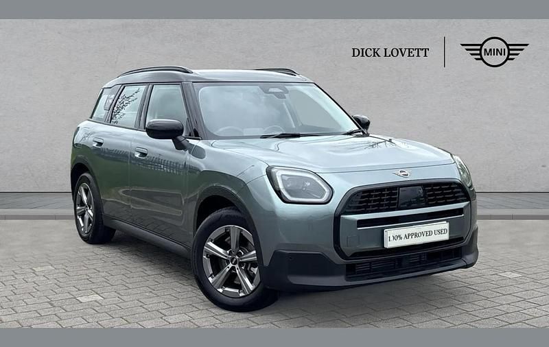 Used Mini Countryman Classic 170 HP (125 kW) 2025 Green SUV