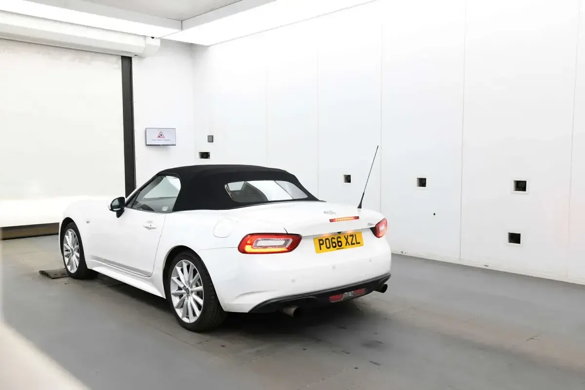 Used Fiat 124 Spider Lusso Plus 2016 White Cabriolet