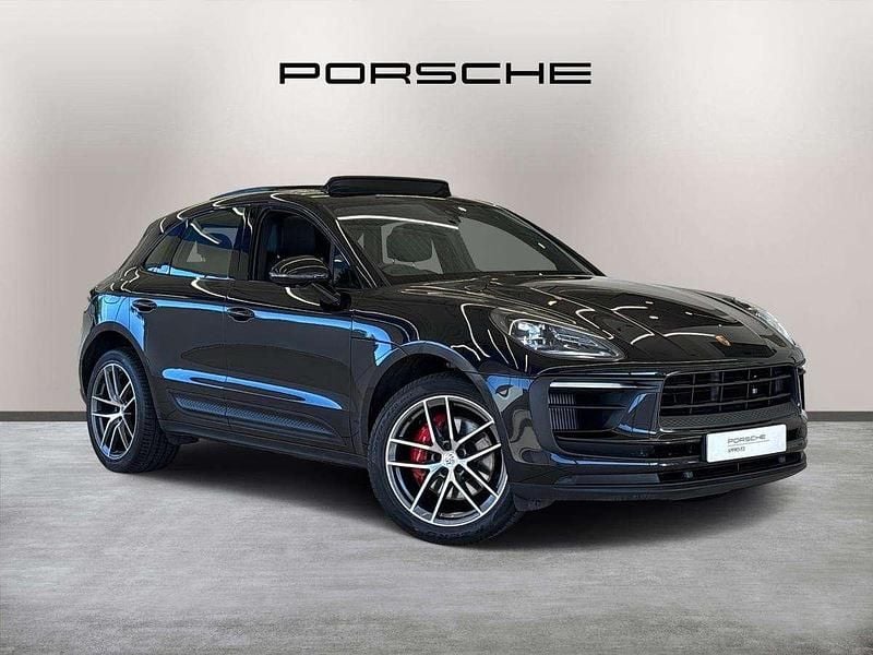 Black Used 2024 Porsche Macan S SUV | £63,250 (Super price) - Image 1/4