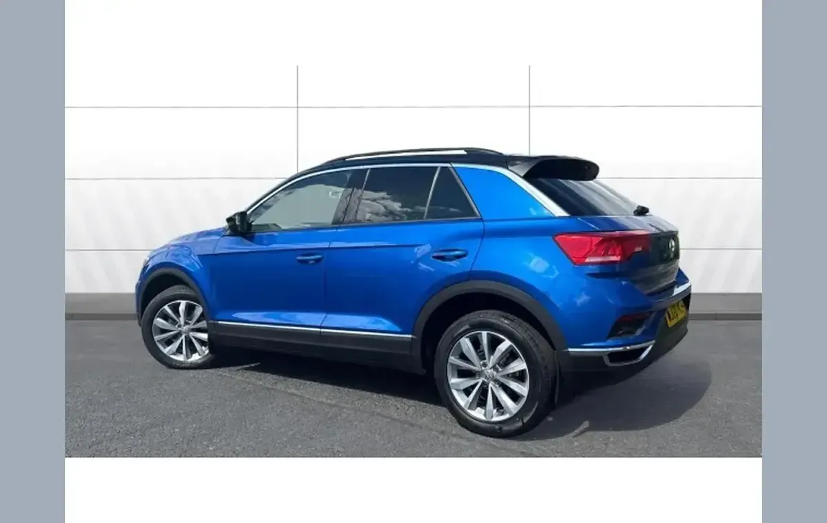 Used VW T-Roc Design 116 HP (85 kW) 2020 Blue SUV