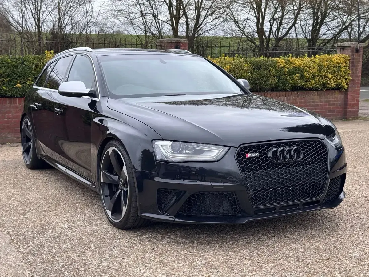 Used Audi RS4 Performance 450 HP (330 kW) 2013 Black Estate
