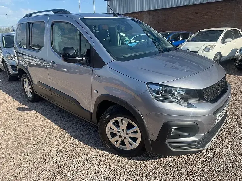 Used Peugeot Rifter GT-line 127 HP (93 kW) 2018 Grey MPV