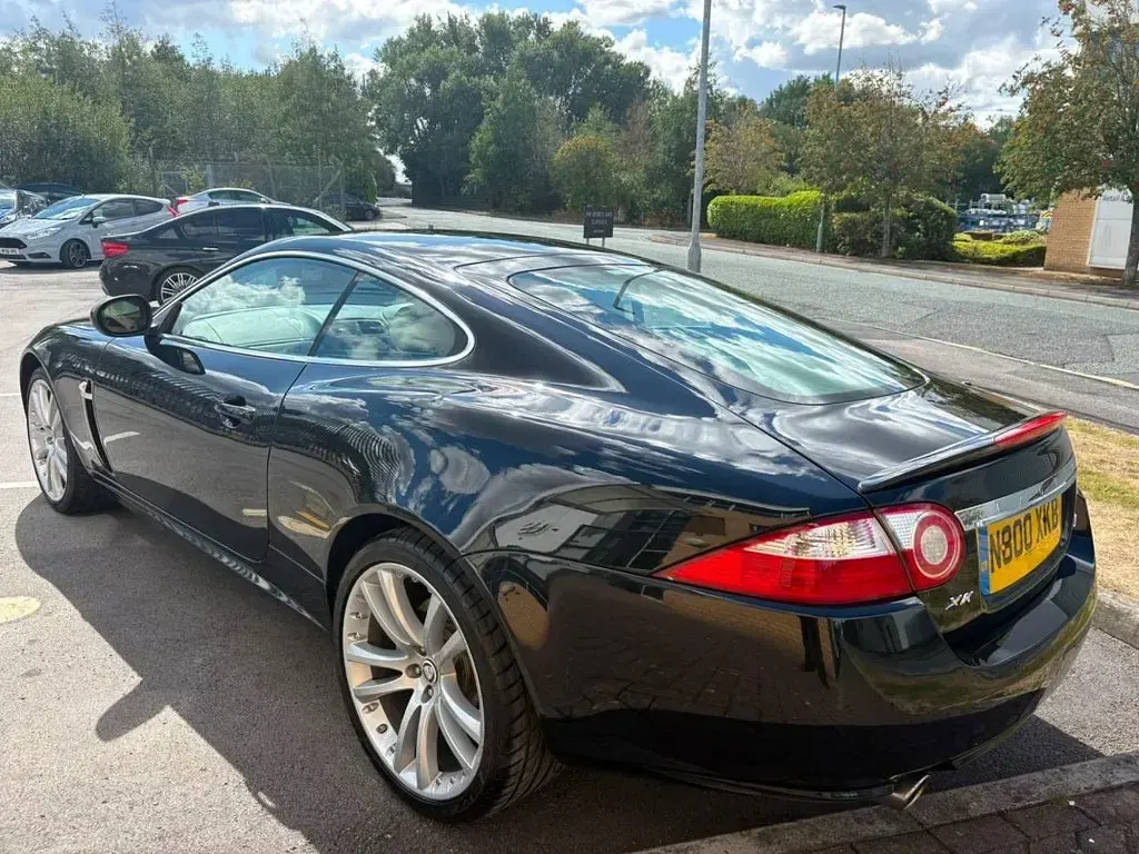 Used Jaguar XK 300 HP (220 kW) 2012 Black Coupe