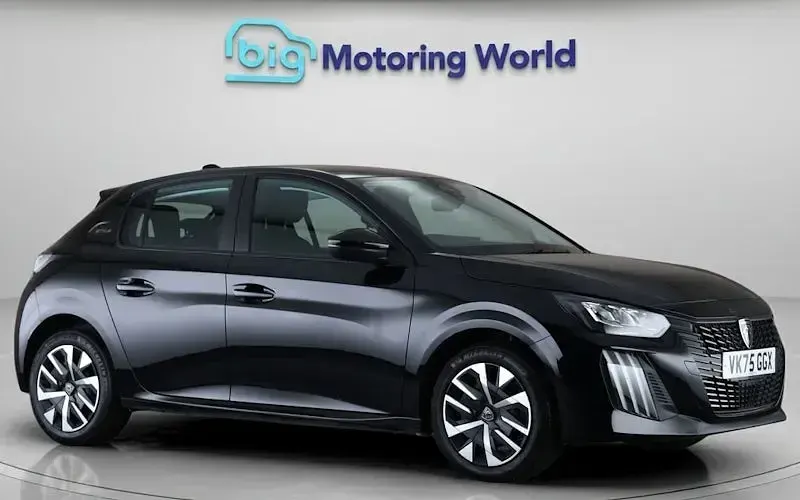 Used Peugeot 208 Style 101 HP (74 kW) 2025 Hatchback