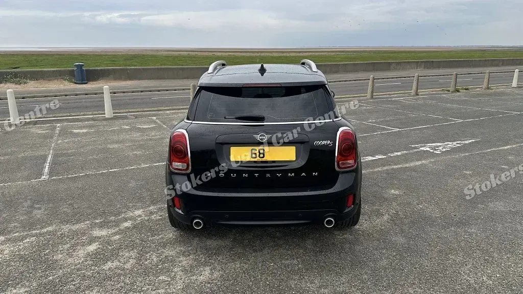Begagnad Mini Cooper S 2018 Svart Halvkombi