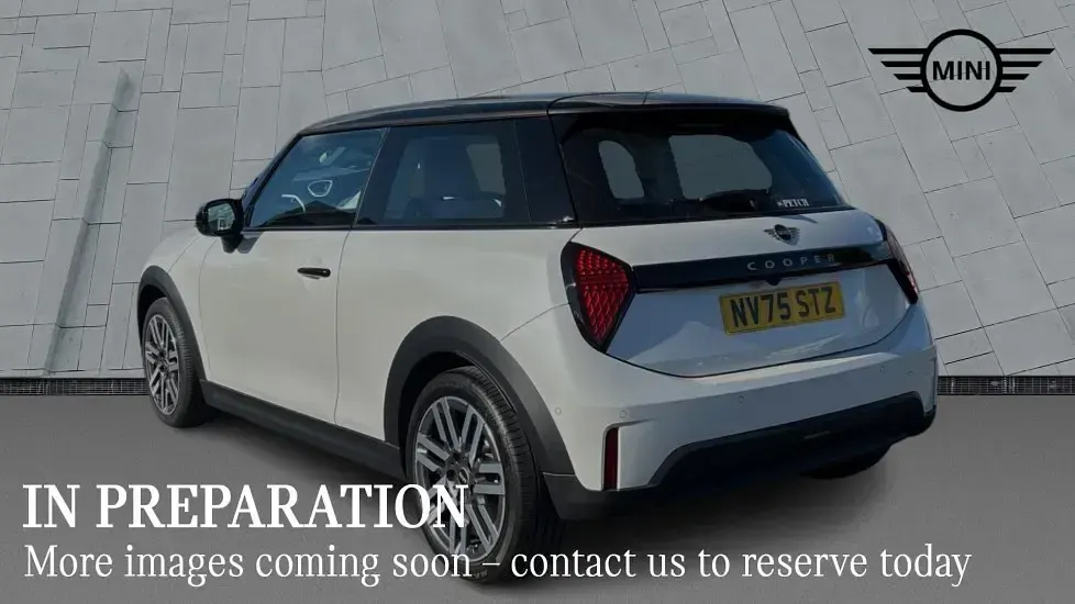 Used Mini Cooper Classic 113 kW (154 HP) 2026 White Hatchback