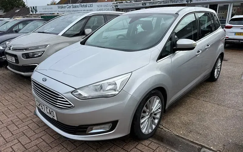 Used Ford Grand C-Max Titanium 125 HP (91 kW) 2017 MPV