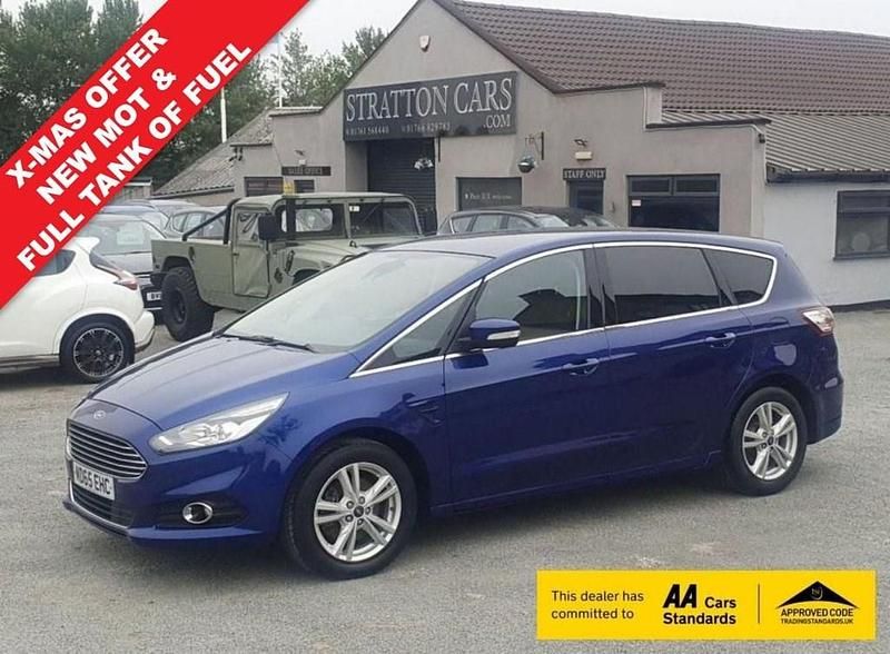 Blue Used 2016 Ford S-MAX Titanium MPV | £12,995 (Fair price) - Image 1/4