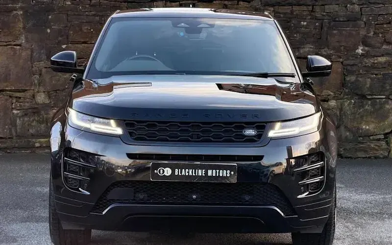 Used Land Rover Range Rover evoque SE Dynamic 207 HP (152 kW) 2023 Hatchback