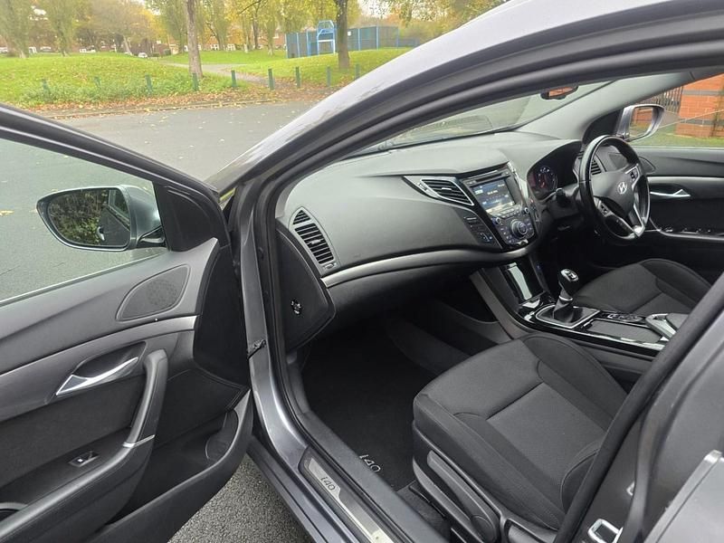 Used Hyundai i40 Style 2012 Silver Estate