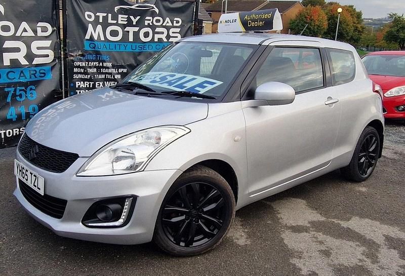 Silver Used 2015 Suzuki Swift SZ3 Hatchback | £3,495 (Fair price) - Image 1/4