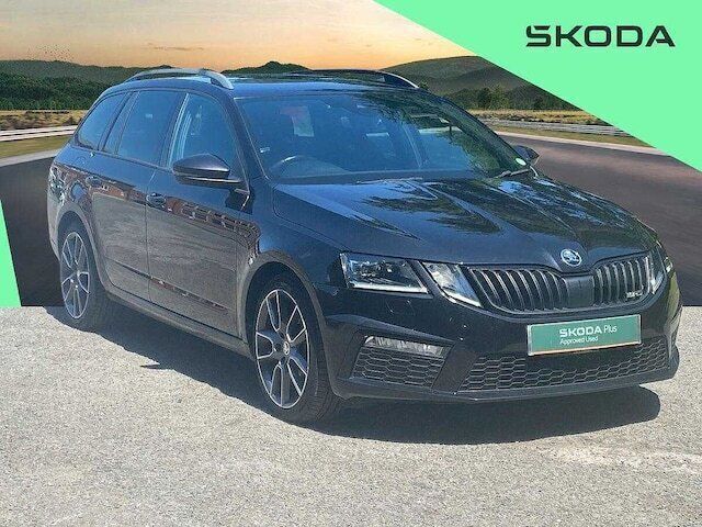 Black magic pearlescent Used 2019 Skoda Octavia Estate | £18,295 (A bit pricey) - Image 1/4