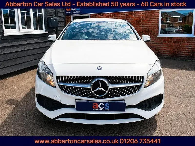 Used Mercedes A160 Executive 102 HP (75 kW) 2017 White Hatchback
