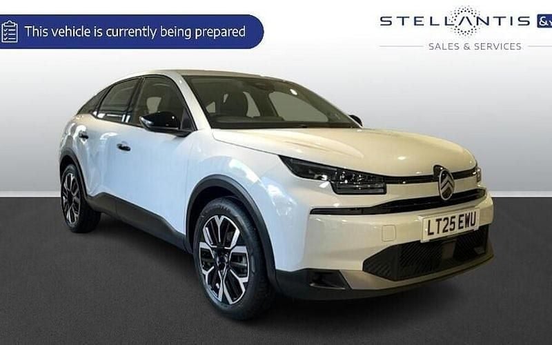 New 2024 Citroën C4 Hatchback | £19,950 (Good price) - Image 1/1