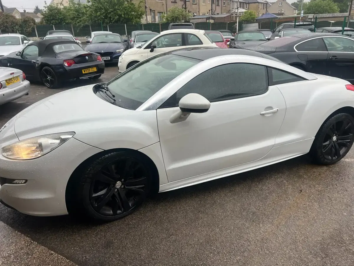 Used Peugeot RCZ Sport 163 HP (119 kW) 2014 White Coupe