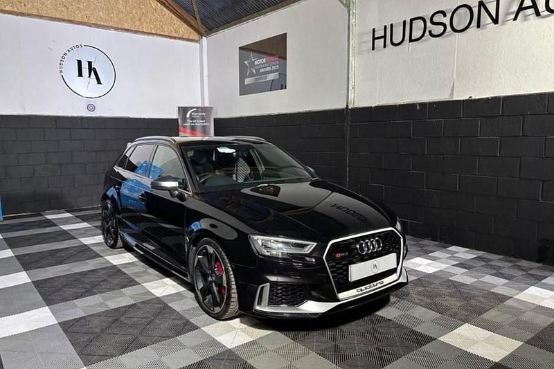 Begagnad Audi A3 Design 400 HK (294 kW) 2019 Sedan